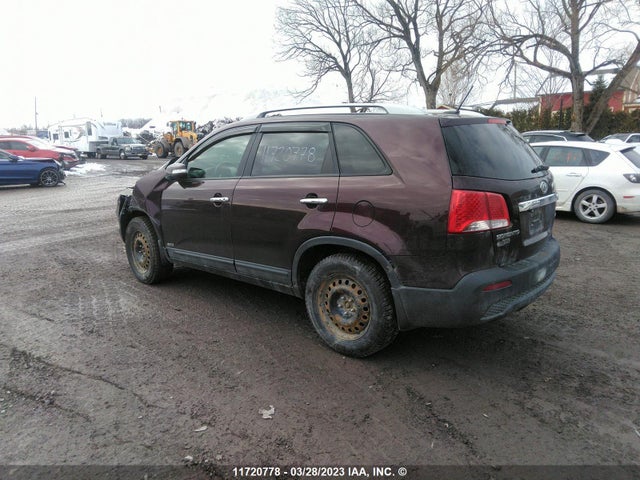 2011 KIA SORENTO EX VIN: 5XYKUDA20BG027197