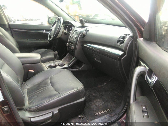 2011 KIA SORENTO EX VIN: 5XYKUDA20BG027197