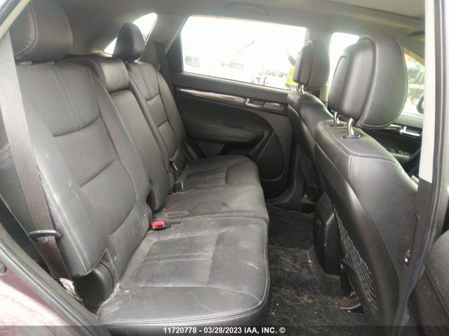 2011 KIA SORENTO EX VIN: 5XYKUDA20BG027197