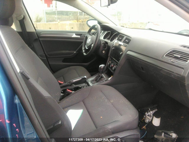 3VWG57AU0MM013468 Volkswagen GOLF