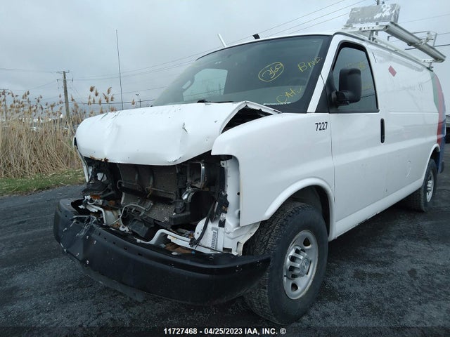 Chevrolet Express G2500 2016 1GCWGAFF5G1302220 Image 4
