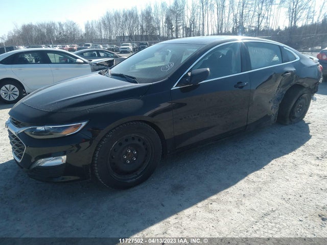 Chevrolet MALIBU RS 2022 1G1ZG5ST4NF119030 Image 2