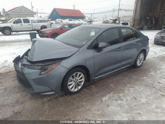 Toyota COROLLA LE 2022 5YFBPMBE4NP344075 Image 2