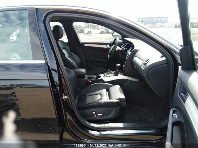 WAUKFCFL1EN039181 Audi A4 Prestige
