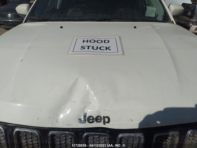 3C4NJDBB8LT164306 Jeep Compass Latitude