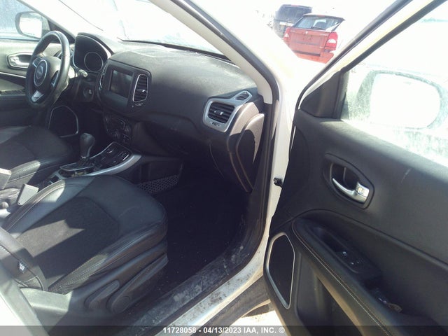3C4NJDBB8LT164306 Jeep Compass Latitude