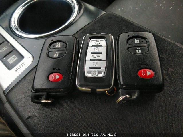 Toyota PRIUS V 2014 JTDZN3EU1E3326515 Image 3