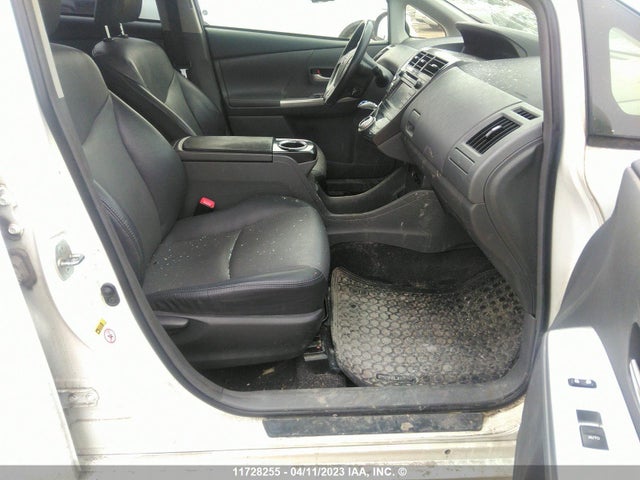Toyota PRIUS V 2014 JTDZN3EU1E3326515 Image 6