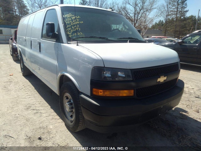 2020 1GCWGBFP4L1143215 main image
