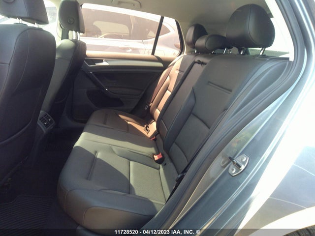 3VW217AU5FM094993 Volkswagen GOLF