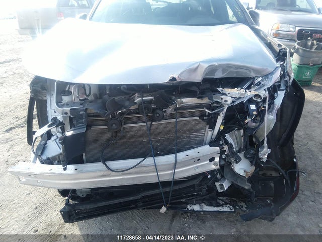 Toyota RAV4 XSE 2022 2T35WRFV9NW143446 Image 6