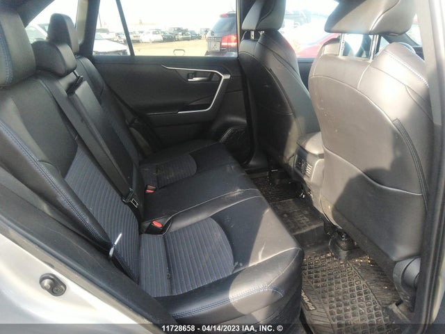 Toyota RAV4 XSE 2022 2T35WRFV9NW143446 Image 8