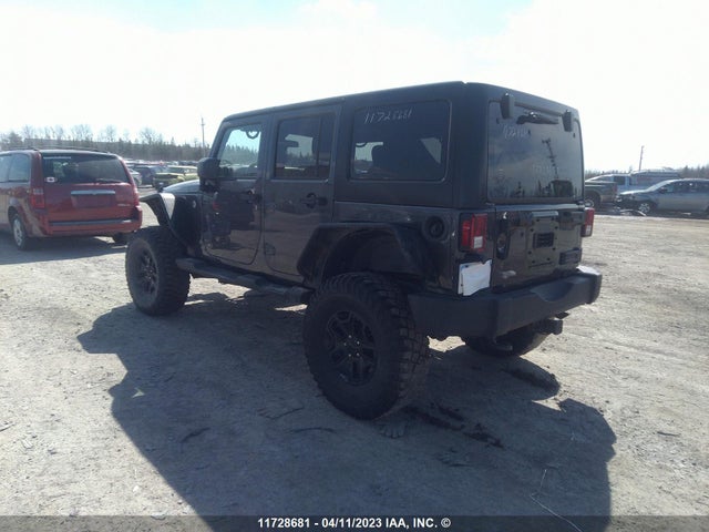 1C4BJWDG9FL533486 Jeep Wrangler Unlimited Sport