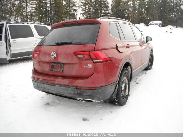 3VV2B7AX8JM200213 Volkswagen TIGUAN