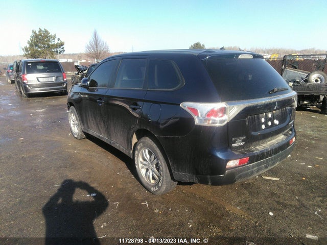 JA4JZ3AX2EZ600362 Mitsubishi Outlander Se