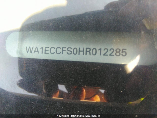 WA1ECCFS0HR012285 Audi Q3 PREMIUM