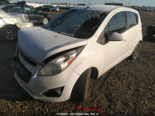 Chevrolet SPARK 1LT 2014 KL8CD6S95EC492796 Image 2