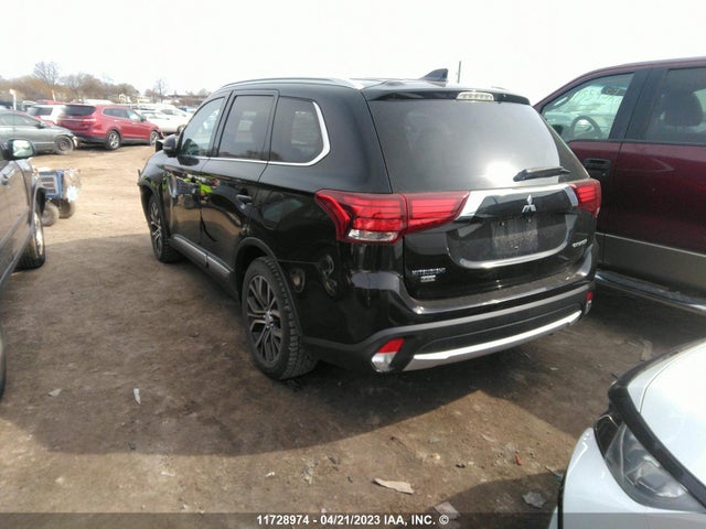 JA4AZ2A39HZ606655 Mitsubishi Outlander Es