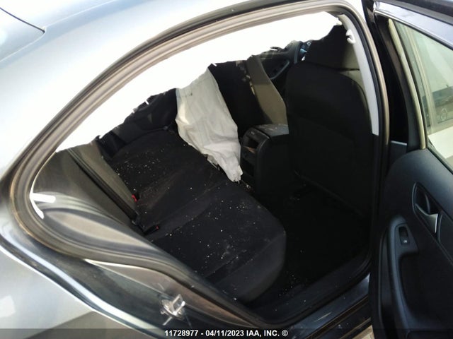 3VW267AJ5GM408568 Volkswagen JETTA S