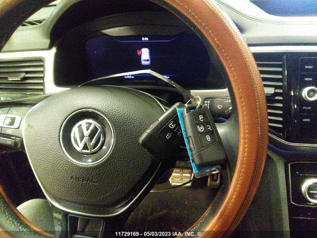 1V2TR2CA8KC514701 Volkswagen Atlas Sel Premium