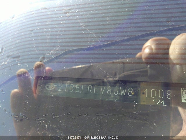 Toyota RAV4 LE 2018 2T3BFREV8JW811008 Image 9