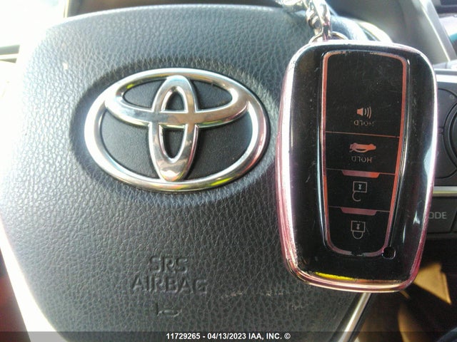 Toyota CAMRY 2018 4T1B61HK7JU098937 Image 11