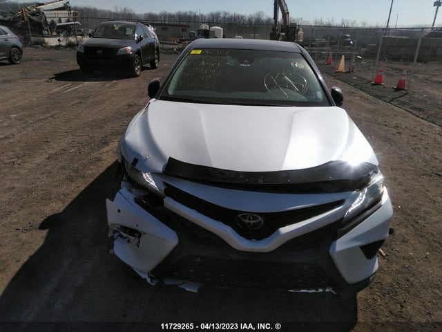 Toyota CAMRY 2018 4T1B61HK7JU098937 Image 6