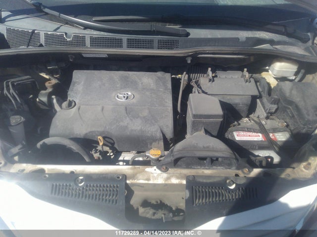 Toyota SIENNA LE 2015 5TDKK3DC6FS622763 Image 11