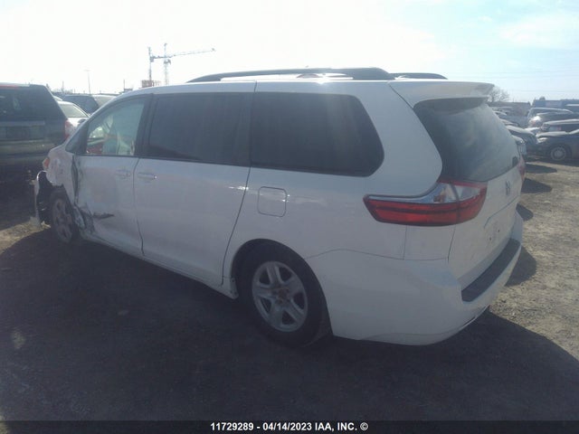 Toyota SIENNA LE 2015 5TDKK3DC6FS622763 Image 4