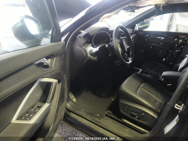 WA1AECF33M1148694 Audi Q3 Komfort 45