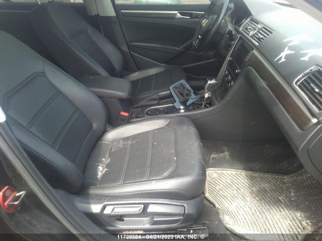 1VWBS7A35GC041976 Volkswagen PASSAT SE