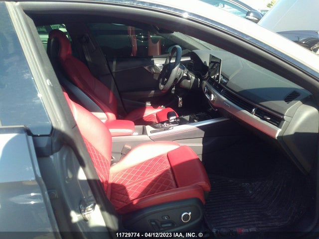 WAUA4CF59NA019321 Audi S5 PREMIUM