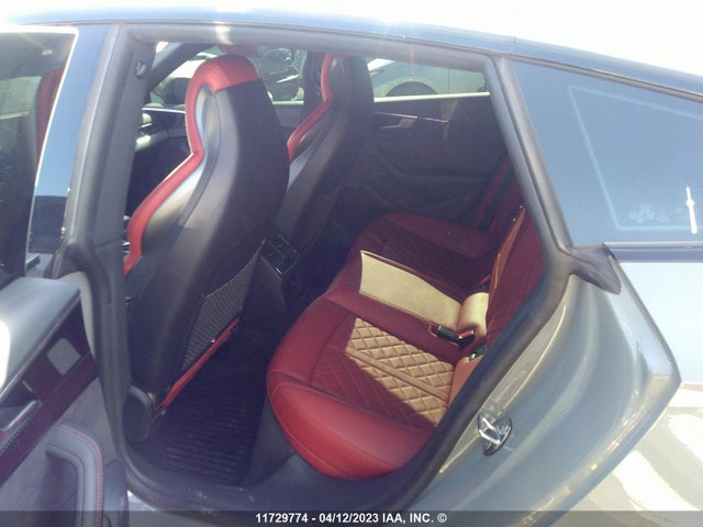 WAUA4CF59NA019321 Audi S5 PREMIUM