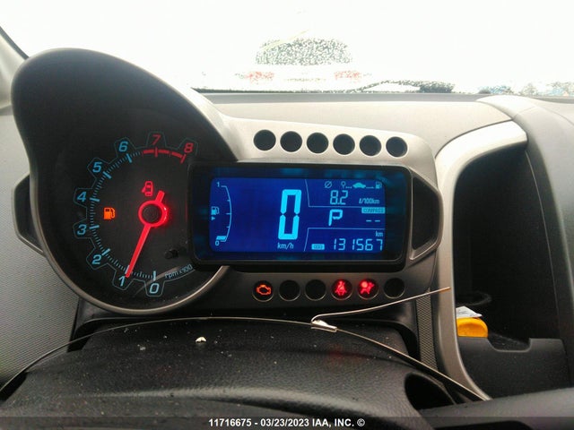 Chevrolet SONIC LT 2015 1G1JC5SH3F4196120 Image 8