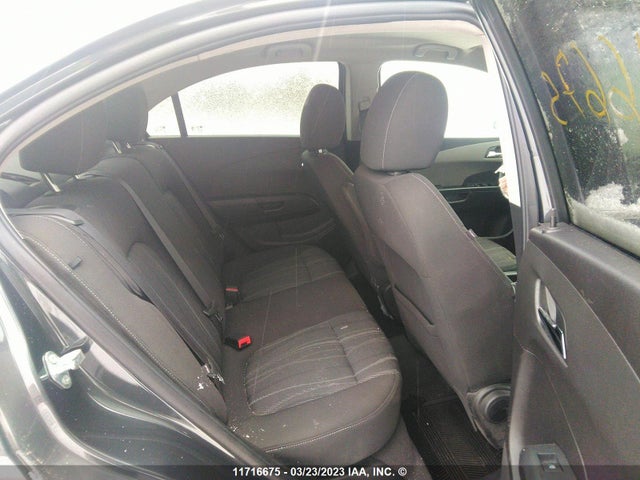 Chevrolet SONIC LT 2015 1G1JC5SH3F4196120 Image 8