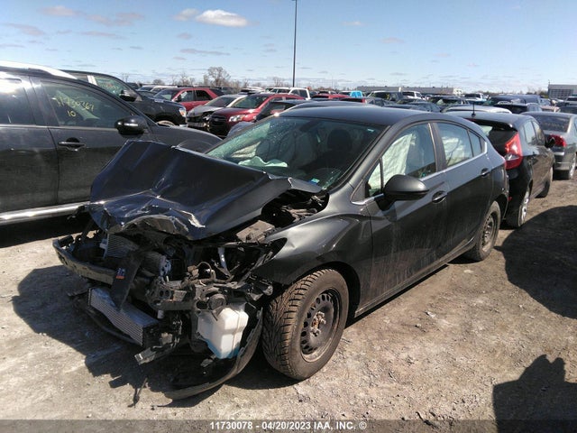 Chevrolet CRUZE LT 2018 3G1BE6SMXJS518522 Image 2