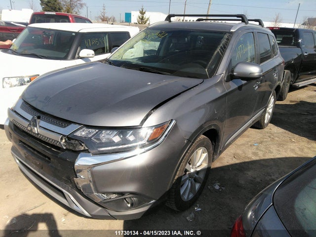 JA4AZ2A38LJ600160 Mitsubishi Outlander Es