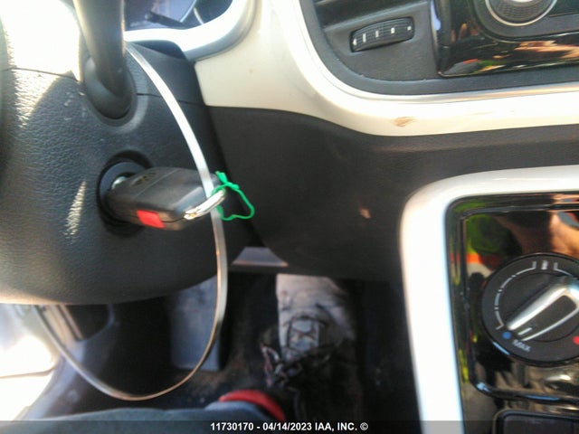 Volkswagen Beetle S/se/coast 2018 3VW5DAAT6JM517937 Image 3