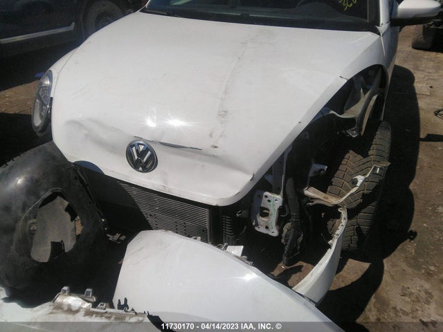 Volkswagen Beetle S/se/coast 2018 3VW5DAAT6JM517937 Image 8