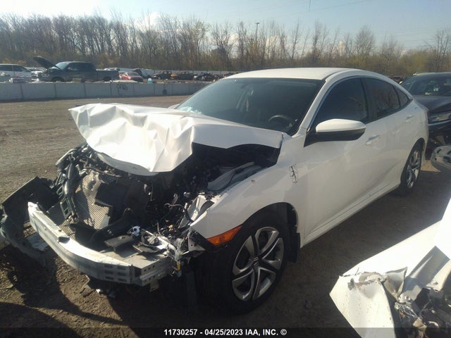 Honda Civic Lx 2018 2HGFC2F54JH002252 Image 2