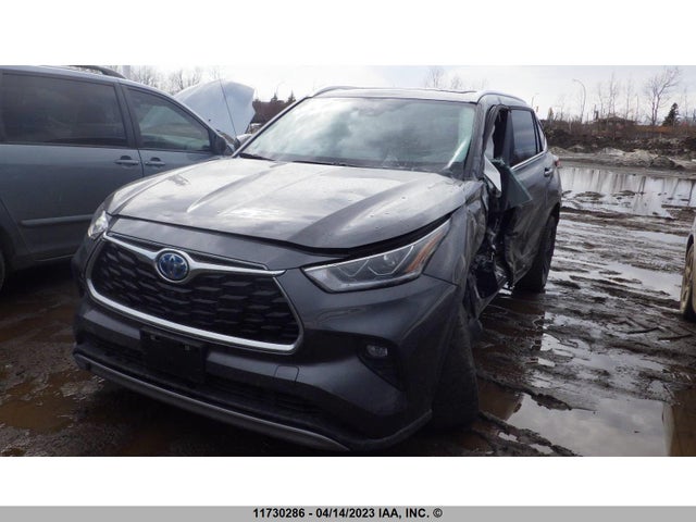 Toyota Highlander Hybrid Platinum 2023 5TDEBRCH6PS112511 Image 3