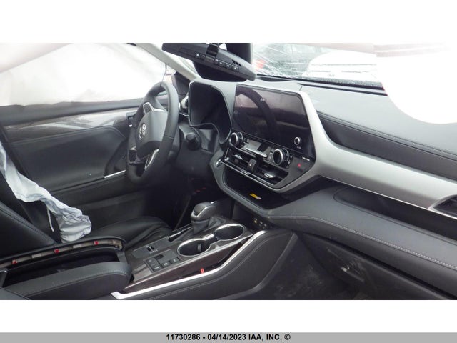Toyota Highlander Hybrid Platinum 2023 5TDEBRCH6PS112511 Image 6