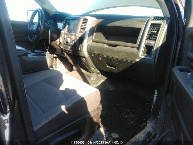 1C6RR7KG8NS162400 RAM 1500 Classic Tradesman