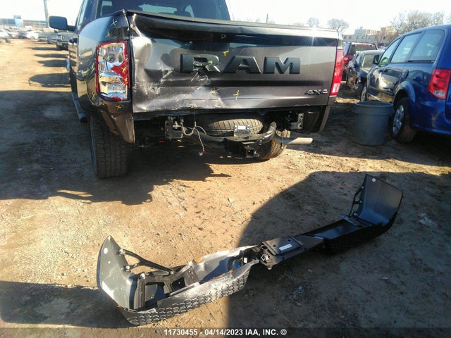 1C6RR7KG8NS162400 RAM 1500 Classic Tradesman