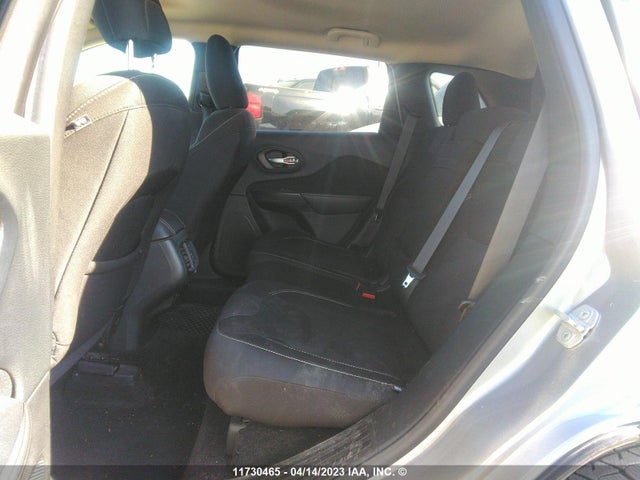 1C4PJMCS0FW746941 Jeep Cherokee Latitude