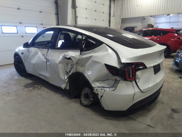 Tesla Model Y 2021 5YJYGDED1MF120107 Image 5