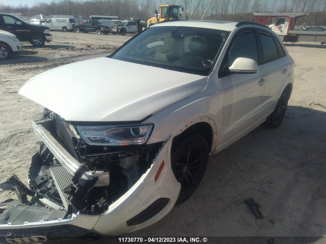 WA1BCCFS9HR011574 Audi Q3 PREMIUM