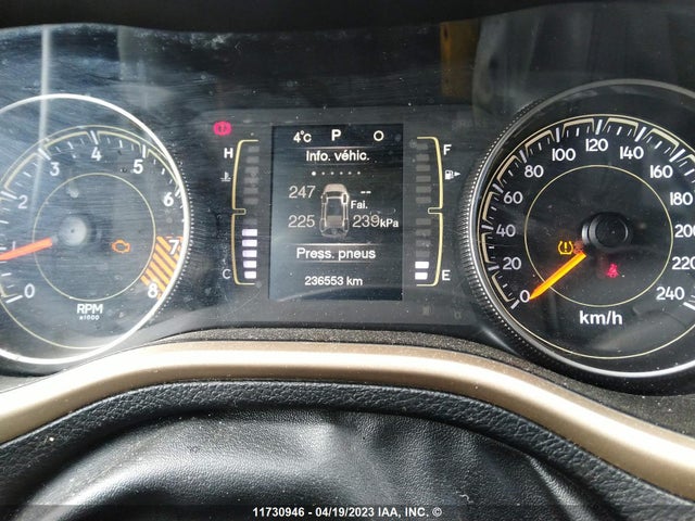 1C4PJLCS2FW535296 Jeep Cherokee Latitude