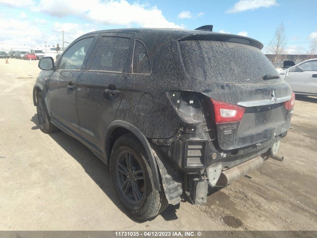 JA4AJ3AU1JU601488 Mitsubishi RVR SE