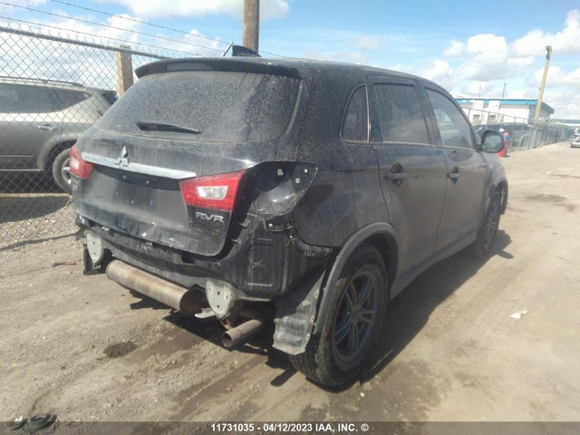 JA4AJ3AU1JU601488 Mitsubishi RVR SE